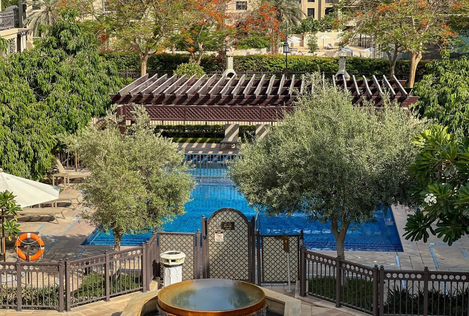 Durrani Homes - Arabian Luxury At Souk Al Bahar Besides Burj Khalifa & Dubai Mall